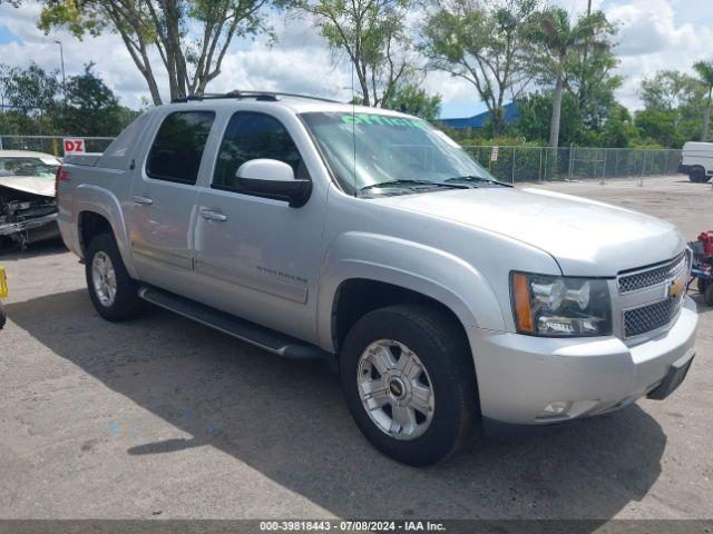  Salvage Chevrolet Avalanche