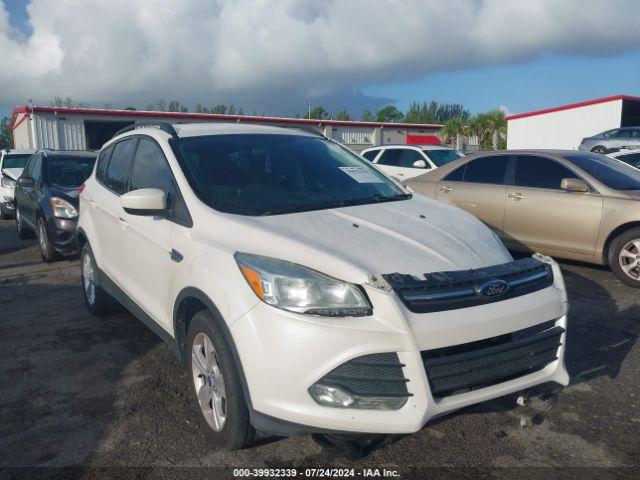  Salvage Ford Escape