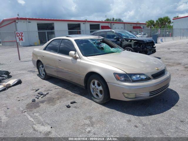  Salvage Lexus Es