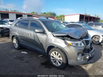  Salvage Kia Sorento