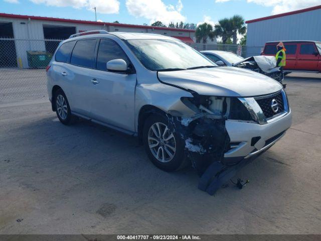  Salvage Nissan Pathfinder