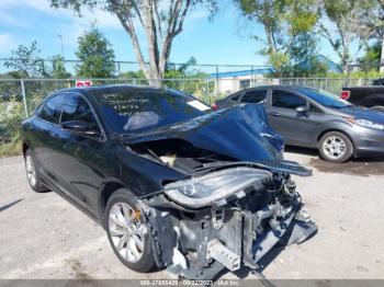  Salvage Chrysler 200