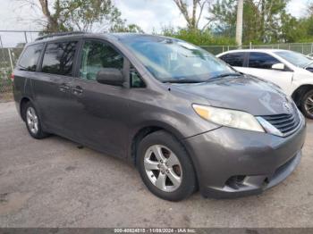  Salvage Toyota Sienna