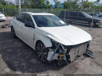  Salvage Nissan Altima