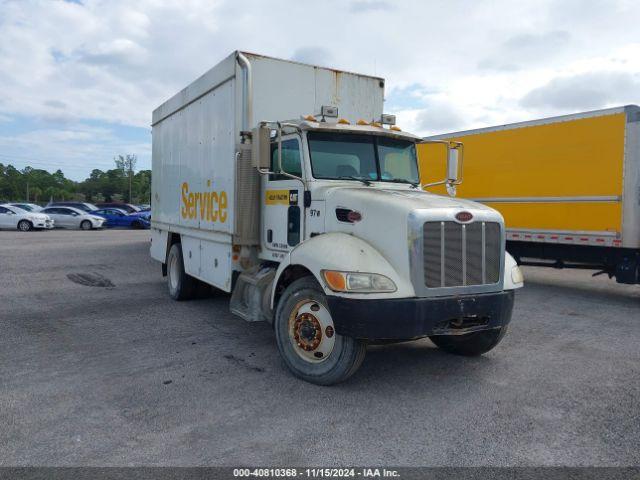  Salvage Peterbilt 335