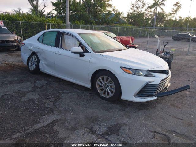  Salvage Toyota Camry