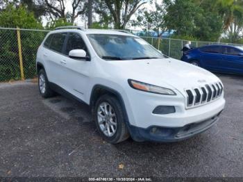  Salvage Jeep Cherokee