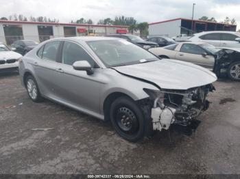  Salvage Toyota Camry