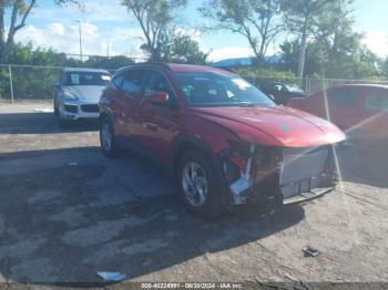  Salvage Hyundai TUCSON