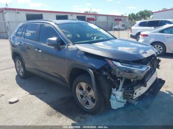  Salvage Toyota RAV4