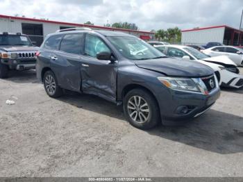  Salvage Nissan Pathfinder