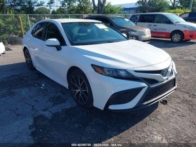  Salvage Toyota Camry