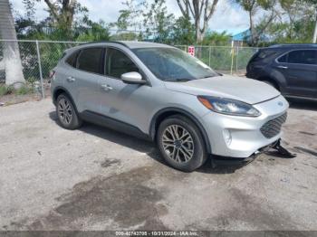  Salvage Ford Escape