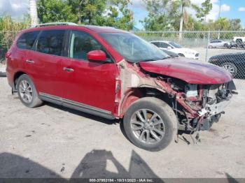  Salvage Nissan Pathfinder