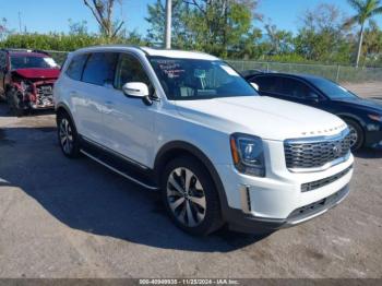  Salvage Kia Telluride