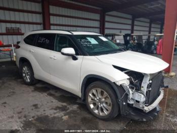  Salvage Toyota Highlander