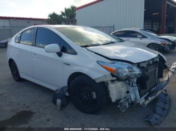  Salvage Toyota Prius