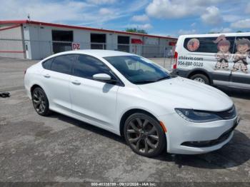  Salvage Chrysler 200