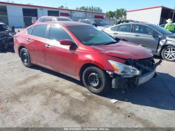  Salvage Nissan Altima