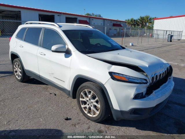  Salvage Jeep Cherokee