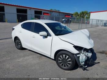  Salvage Toyota Yaris