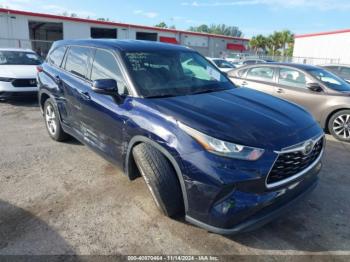  Salvage Toyota Highlander