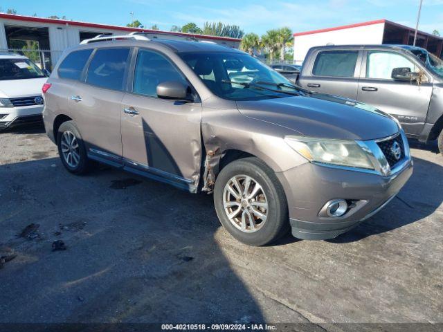  Salvage Nissan Pathfinder