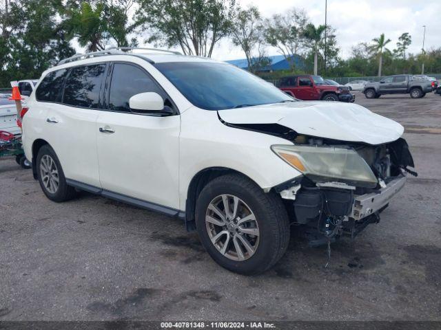  Salvage Nissan Pathfinder