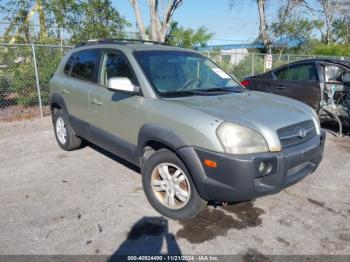  Salvage Hyundai TUCSON