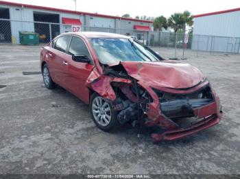  Salvage Nissan Altima