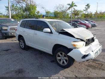  Salvage Toyota Highlander