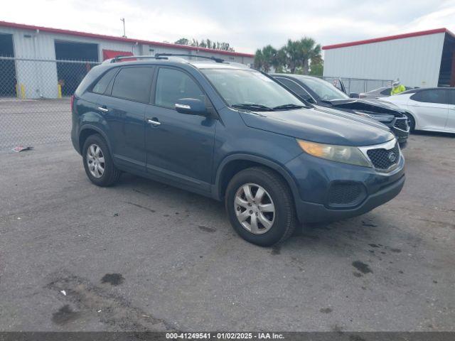  Salvage Kia Sorento