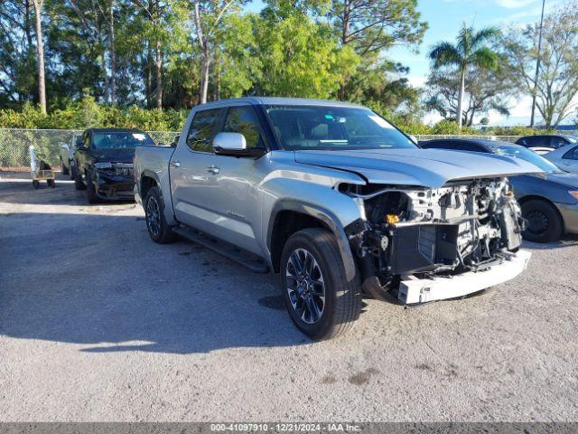  Salvage Toyota Tundra