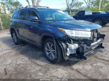  Salvage Toyota Highlander