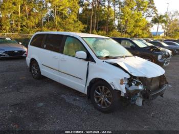  Salvage Chrysler Town & Country