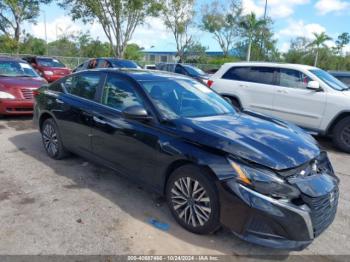  Salvage Nissan Altima