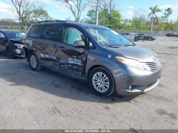  Salvage Toyota Sienna