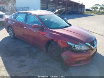  Salvage Nissan Altima