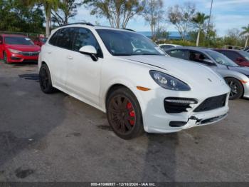  Salvage Porsche Cayenne