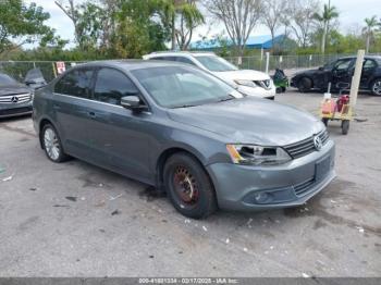  Salvage Volkswagen Jetta