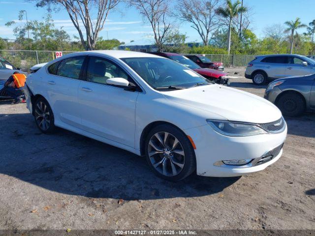  Salvage Chrysler 200