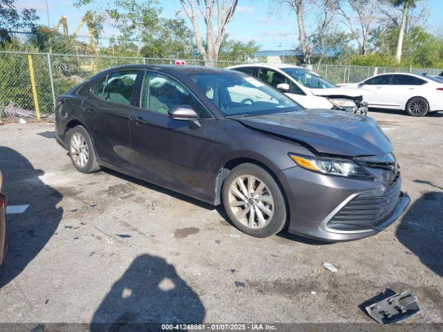  Salvage Toyota Camry