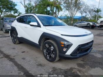  Salvage Hyundai KONA