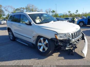  Salvage Jeep Grand Cherokee