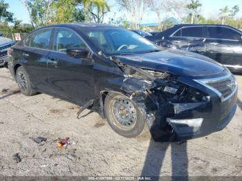  Salvage Nissan Altima