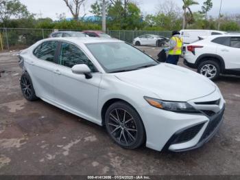  Salvage Toyota Camry