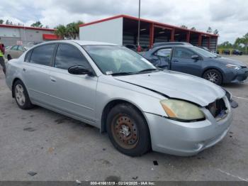  Salvage Nissan Altima