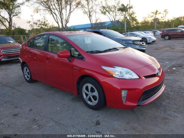  Salvage Toyota Prius