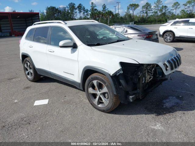  Salvage Jeep Cherokee