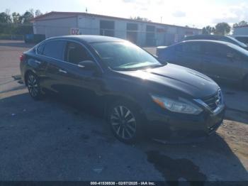  Salvage Nissan Altima